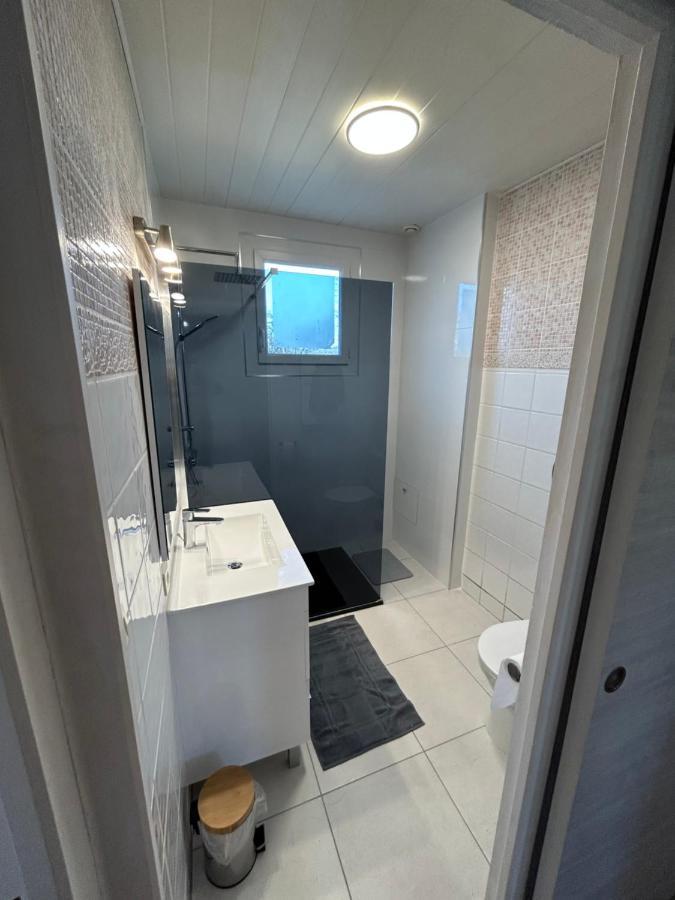 Jolie Villa Independante Climatisee 3 Chambres Tout Confort 6 Couchages, Piscine Chauffee 4 X 8 Disponible Selon Meteo De Mai A Fin Septembre, Jacuzzi 4 Places, Boulodrome Eclaire, Ping-Pong, Wifi, Proche Commerces Animaux Domestiques Sur Demande Bretenoux Exteriér fotografie