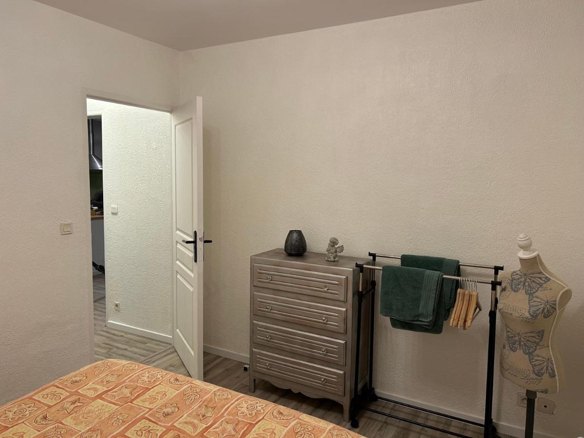 Jolie Villa Independante Climatisee 3 Chambres Tout Confort 6 Couchages, Piscine Chauffee 4 X 8 Disponible Selon Meteo De Mai A Fin Septembre, Jacuzzi 4 Places, Boulodrome Eclaire, Ping-Pong, Wifi, Proche Commerces Animaux Domestiques Sur Demande Bretenoux Exteriér fotografie