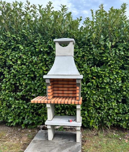 Jolie Villa Independante Climatisee 3 Chambres Tout Confort 6 Couchages, Piscine Chauffee 4 X 8 Disponible Selon Meteo De Mai A Fin Septembre, Jacuzzi 4 Places, Boulodrome Eclaire, Ping-Pong, Wifi, Proche Commerces Animaux Domestiques Sur Demande Bretenoux Exteriér fotografie